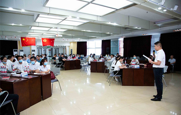 pg麻将胡了一时党委组织“百年党史中的红色经典研读”活动
